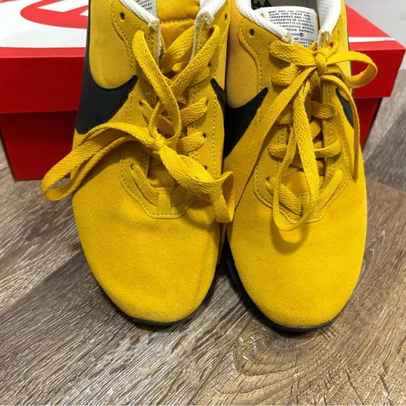 Nike
Sneakers Nike Pre-Love O.X. Black Swoosh Sz 8 - Picture 7 of 13